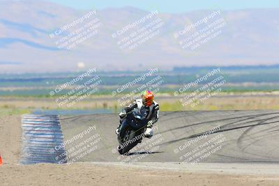 media/May-29-2022-Lets Ride (Sun) [[e8986be515]]/B Group/1020am (Outside Grapevine)/